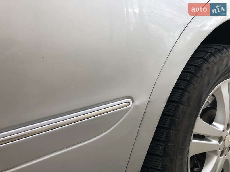 Универсал Mercedes-Benz R-Class 2009 в Килии
