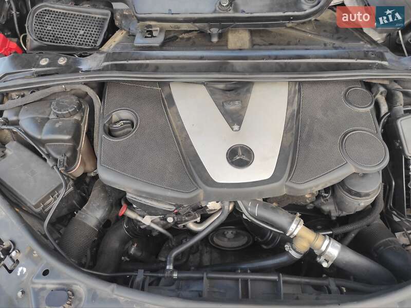 Универсал Mercedes-Benz R-Class 2007 в Золочеве