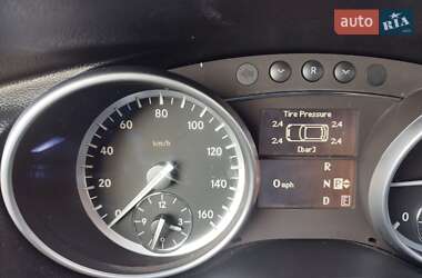 Універсал Mercedes-Benz R-Class 2012 в 
