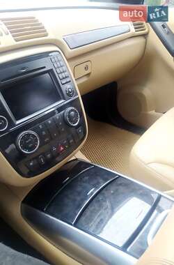 Минивэн Mercedes-Benz R-Class 2008 в 