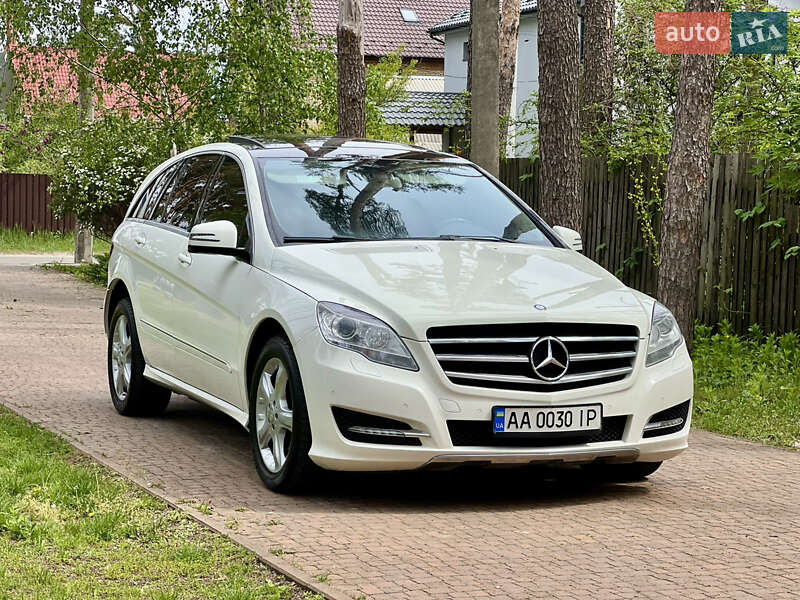Минивэн Mercedes-Benz R-Class 2011 в Киеве