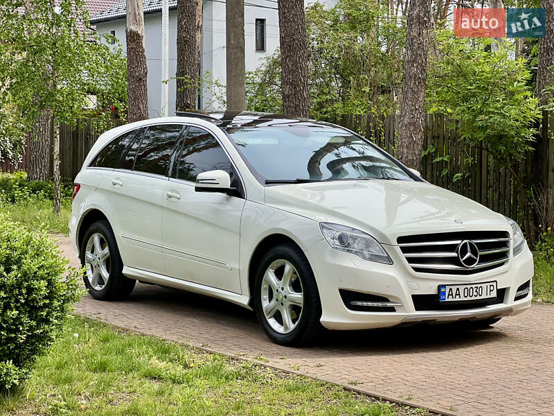 Минивэн Mercedes-Benz R-Class 2011 в Киеве