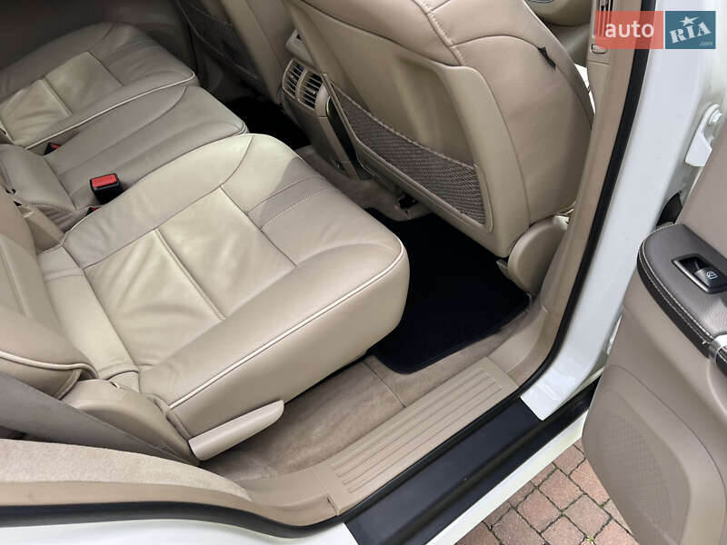 Минивэн Mercedes-Benz R-Class 2011 в Киеве