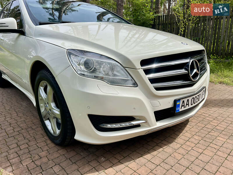 Минивэн Mercedes-Benz R-Class 2011 в Киеве
