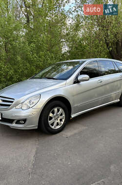 Минивэн Mercedes-Benz R-Class 2007 в 