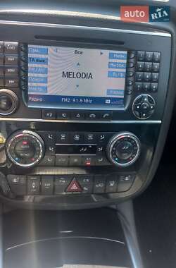Минивэн Mercedes-Benz R-Class 2008 в 