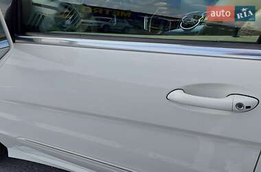 Минивэн Mercedes-Benz R-Class 2010 в 