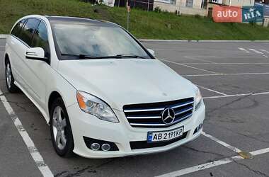 Минивэн Mercedes-Benz R-Class 2010 в 