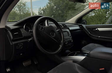 Минивэн Mercedes-Benz R-Class 2007 в 