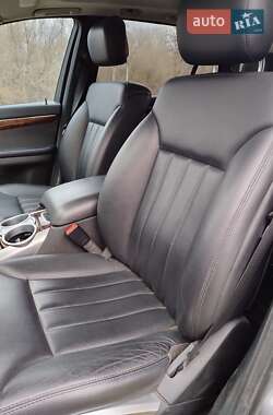 Минивэн Mercedes-Benz R-Class 2009 в 