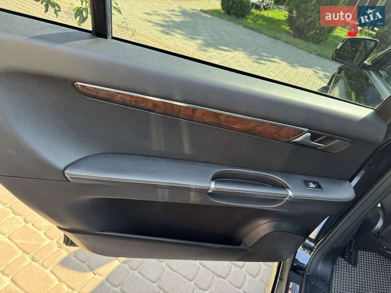 Минивэн Mercedes-Benz R-Class 2012 в Луцке