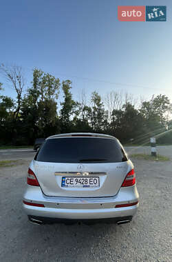 Мінівен Mercedes-Benz R-Class 2011 в 