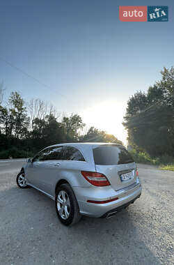 Мінівен Mercedes-Benz R-Class 2011 в 