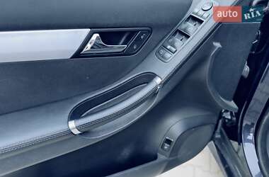 Мінівен Mercedes-Benz R-Class 2006 в 