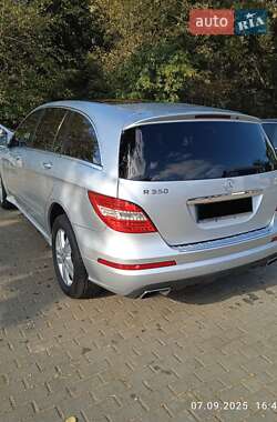 Мінівен Mercedes-Benz R-Class 2011 в 