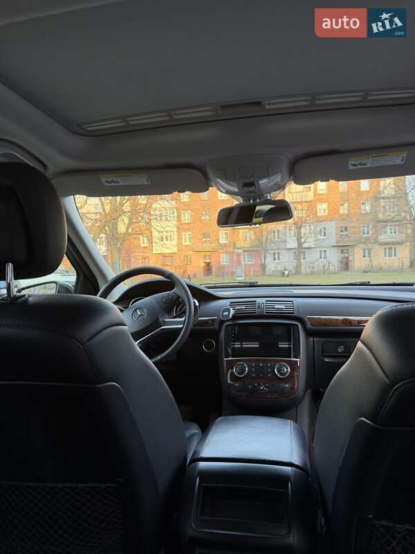 Мінівен Mercedes-Benz R-Class 2011 в Нововолинську