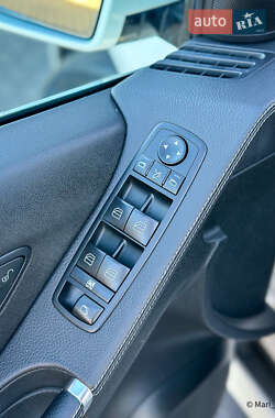 Минивэн Mercedes-Benz R-Class 2012 в 