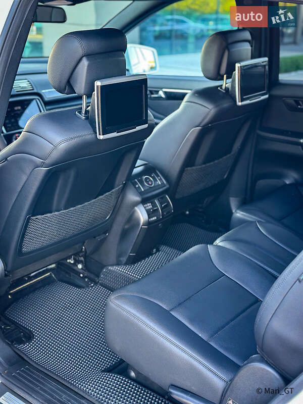 Мінівен Mercedes-Benz R-Class 2012 в Дніпрі