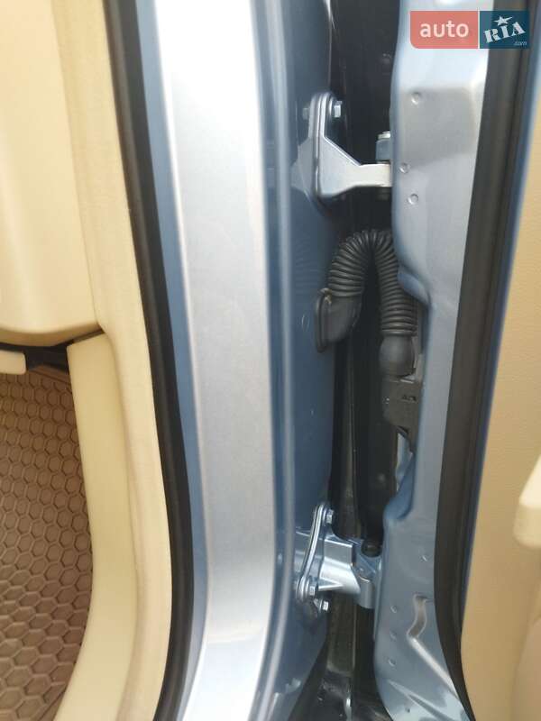 Мінівен Mercedes-Benz R-Class 2006 в Снятині