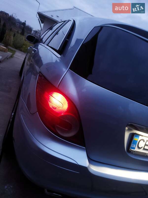Мінівен Mercedes-Benz R-Class 2006 в Снятині