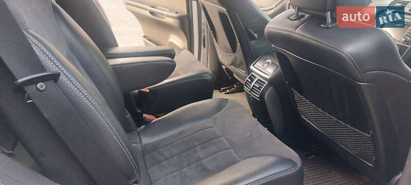 Минивэн Mercedes-Benz R-Class 2006 в Тячеве