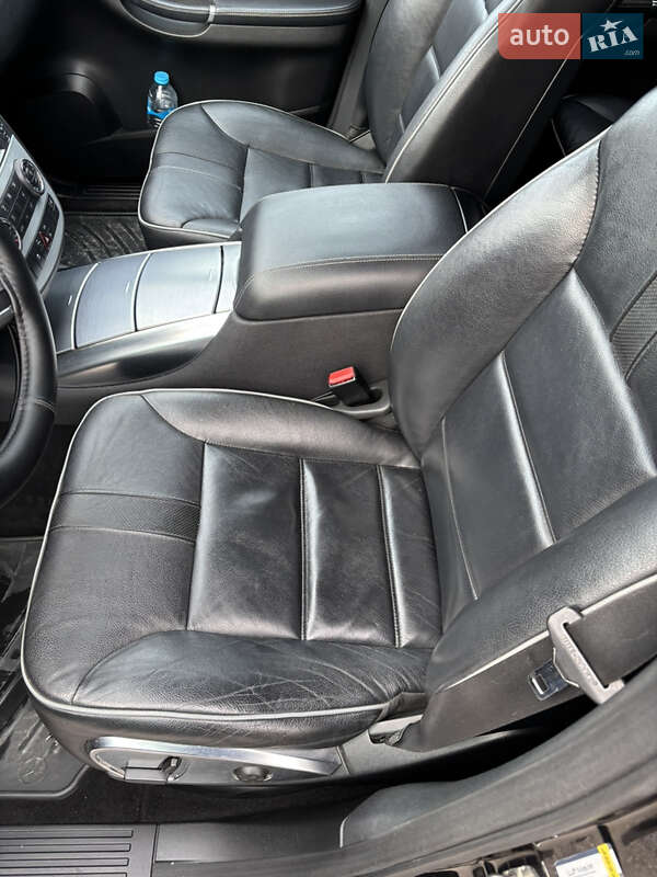 Минивэн Mercedes-Benz R-Class 2011 в Хмельницком