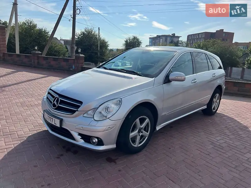 Mercedes-Benz R-Class
