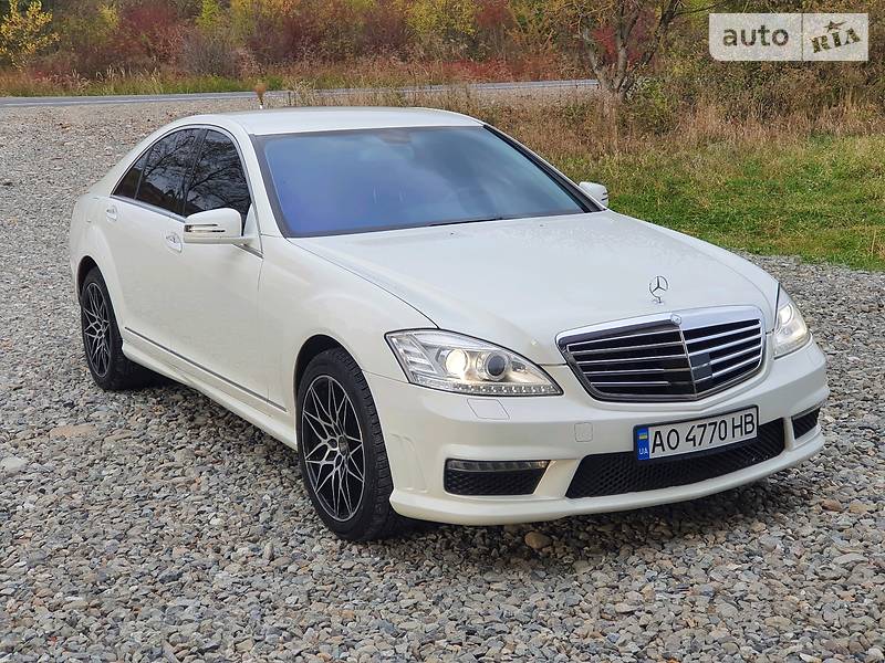 Mercedes-Benz S 320