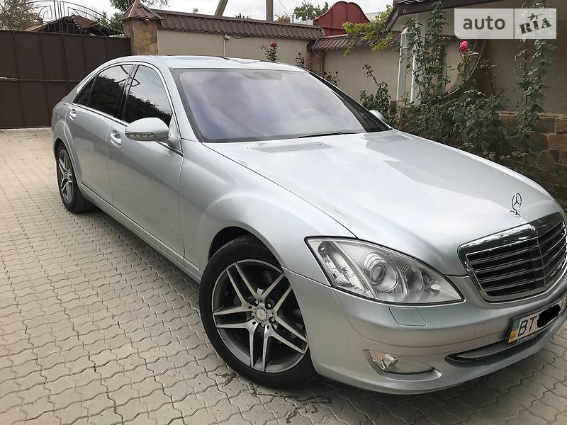 Mercedes-Benz S 550 2006 года