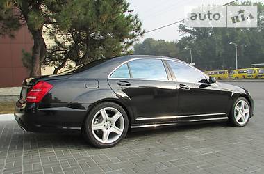 Седан Mercedes-Benz S-Class 2006 в Днепре