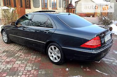 Седан Mercedes-Benz S-Class 2004 в Чернівцях