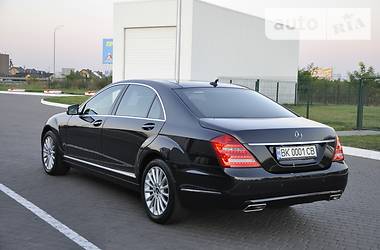 Седан Mercedes-Benz S-Class 2012 в Ровно