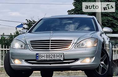 Седан Mercedes-Benz S-Class 2006 в 
