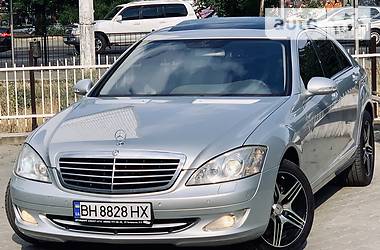 Седан Mercedes-Benz S-Class 2006 в 
