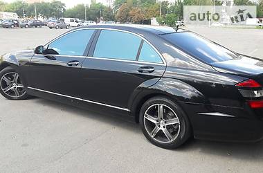 Седан Mercedes-Benz S-Class 2008 в 