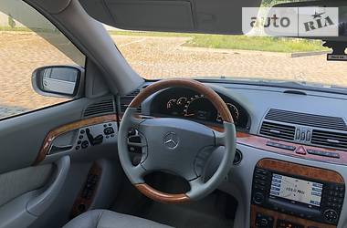Седан Mercedes-Benz S-Class 2005 в 