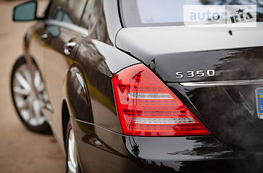 Седан Mercedes-Benz S-Class 2013 в 