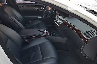 Седан Mercedes-Benz S-Class 2008 в 