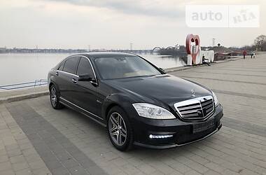 Седан Mercedes-Benz S-Class 2008 в Днепре