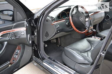 Седан Mercedes-Benz S-Class 2003 в 