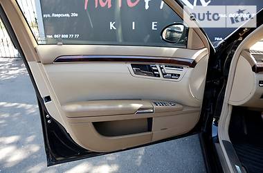 Седан Mercedes-Benz S-Class 2006 в 