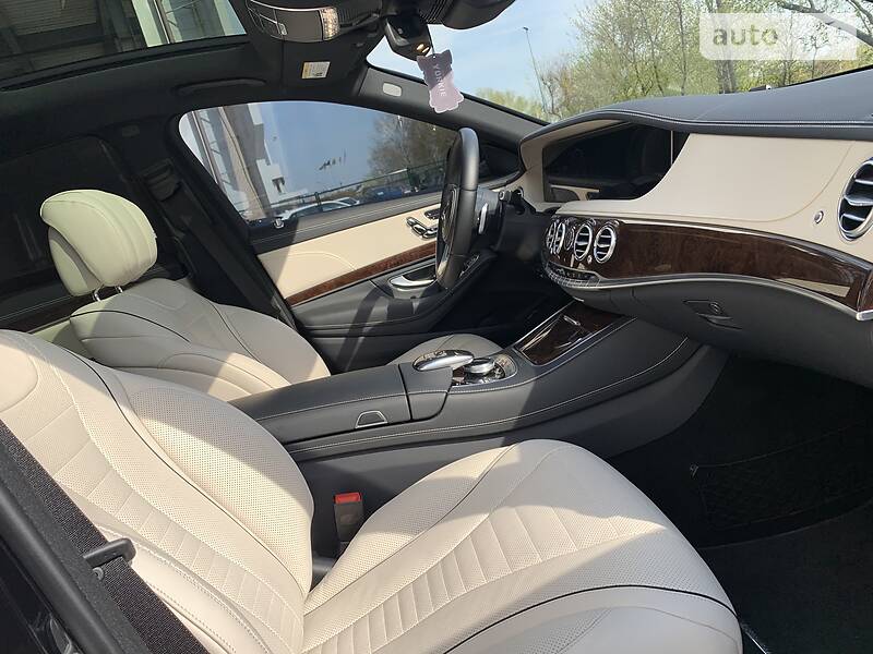 Седан Mercedes-Benz S-Class 2019 в Києві