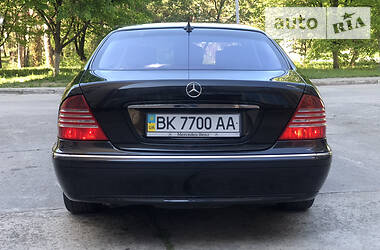 Седан Mercedes-Benz S-Class 2005 в 