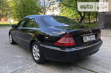 Седан Mercedes-Benz S-Class 2005 в 