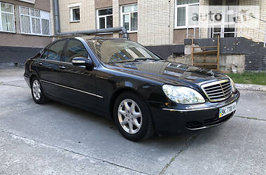 Седан Mercedes-Benz S-Class 2005 в 