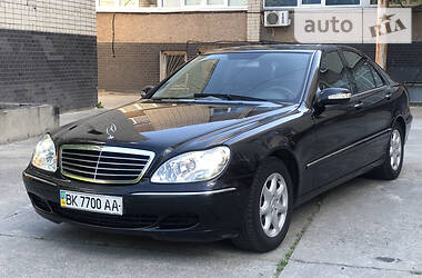 Седан Mercedes-Benz S-Class 2005 в 