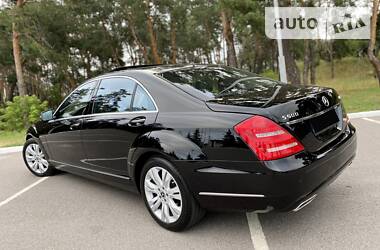 Седан Mercedes-Benz S-Class 2011 в Киеве