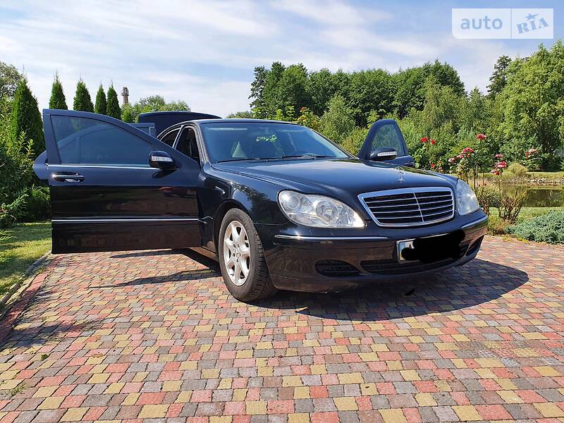 Mercedes-Benz S-Class 2004