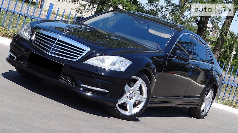 Седан Mercedes-Benz S-Class 2012 в 