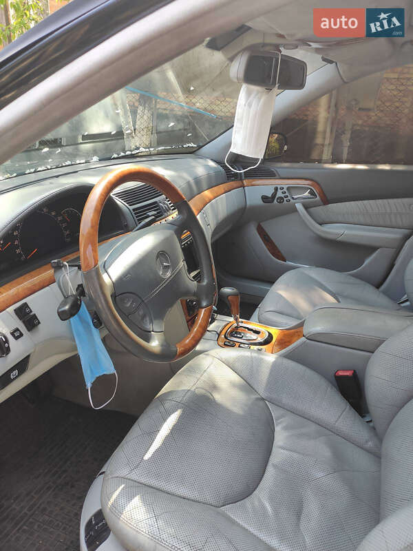 Седан Mercedes-Benz S-Class 2001 в Черкасах
